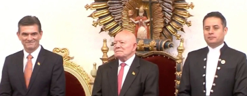 Paz y Lara reciben credenciales como Presidente y Vicepresidente de Bolivia