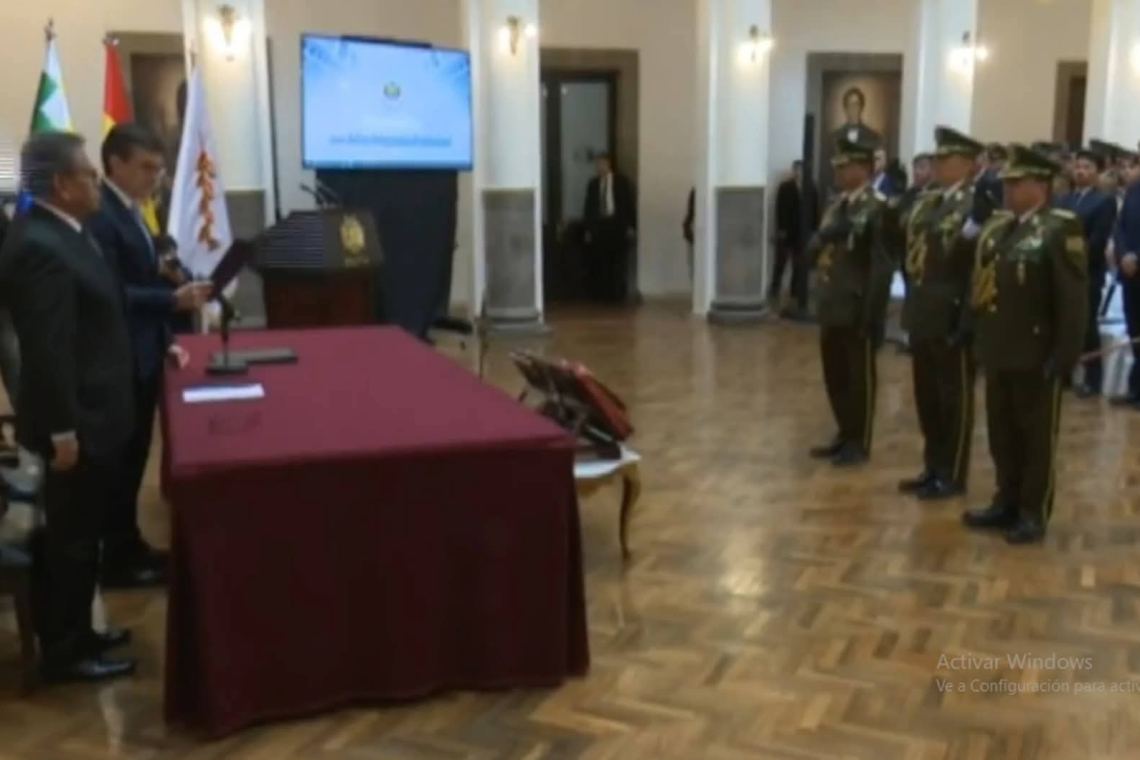 Presidente pide al Gral Sokol recuperar la confianza, la soberanía y combatir la corrupción