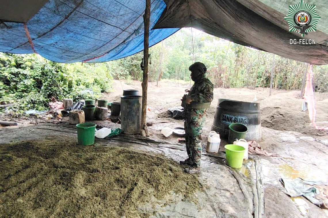 FELCN-UMOPAR desbarata factorías de pasta base en el Chapare boliviano