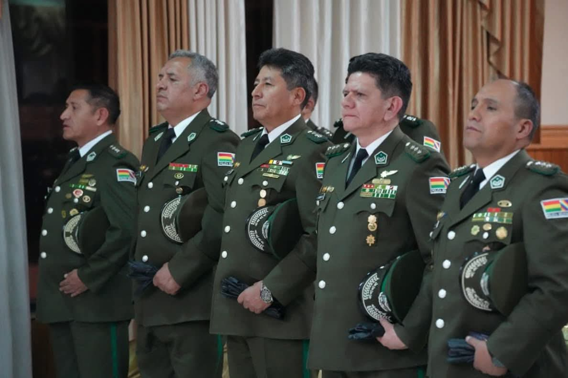 Nuevo Estado Mayor Policial asume el reto de la reconstrucción institucional