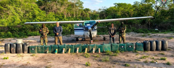 Intervención área detecta pista clandestina y se confisca casi 500 kg de cocaína y marihuana