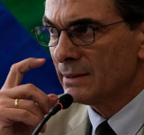 Rodrigo Paz reveló que Bolivia podría perder USD 171 millones en arbitrajes con empresas administradoras de fondos de pensiones