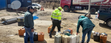 En el tramo Potosí-Tarija interceptan y decomisan 440 litros de diésel