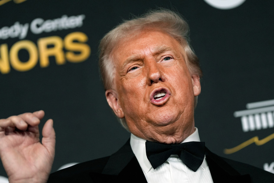 Trump se muestra "decepcionado" porque Zelenski "aún no ha leído" su propuesta de paz 