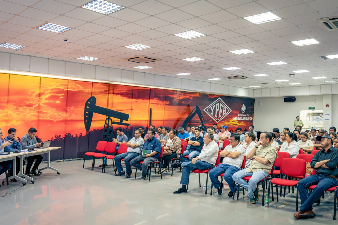 YPFB desembolsa Bs 172 millones a cisterneros del oriente por servicio realizado en agosto