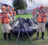 Navales refuerzan apoyo humanitario ante inundaciones en El Torno