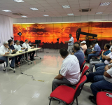 Gobierno inicia el diálogo con el transporte cruceño para explicar los alcances del Decreto 5503