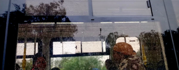 Bloqueadores apedrean la Línea Roja de Mi Tren y suspenden sus operaciones