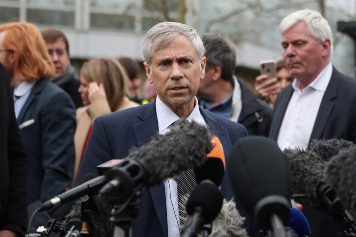 Maduro contrató como abogado a Barry Pollack, el mismo que defendió a Julian Assange