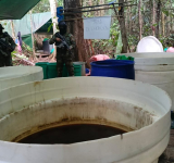 UMOPAR desmantela laboratorio de cristalización de cocaína en el Chapare