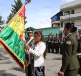 Policía de El Alto en su 37 aniversario es reconocido por Cámara Baja