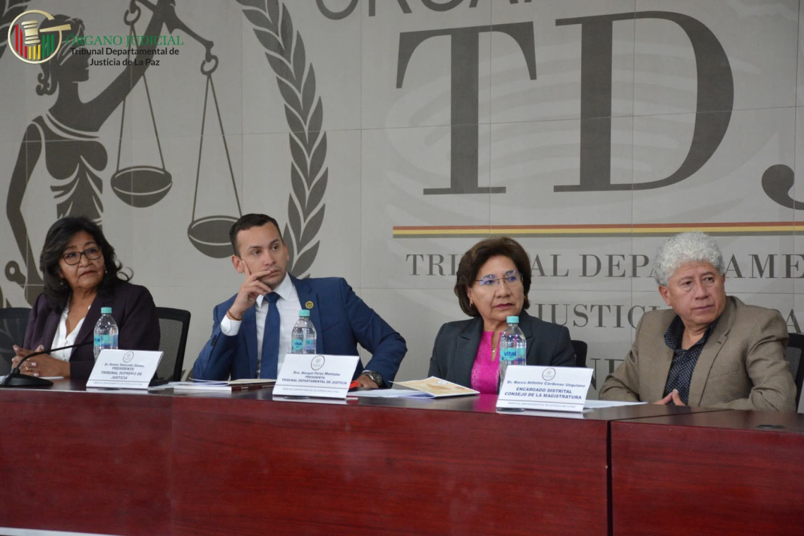 Justicia presenta herramientas para fortalecer los procesos en materia familiar