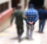 Detienen a hombre por presunto parricidio de su madre en Challula-Oruro