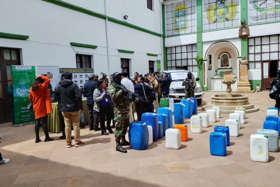 En Sucre aprehenden a sospechoso e intervienen acopio ilegal de carburantes