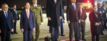 El rey de España cumple una visita oficial a Bolivia tras recibir honores de los Colorados