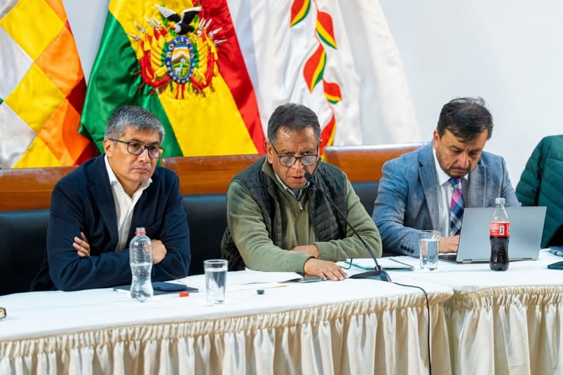 Transporte se normaliza tras acuerdo Gobierno-Choferes que deja sin efectolos  bloqueos