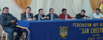 Inicia el diálogo entre el Gobierno y el transporte en Oruro