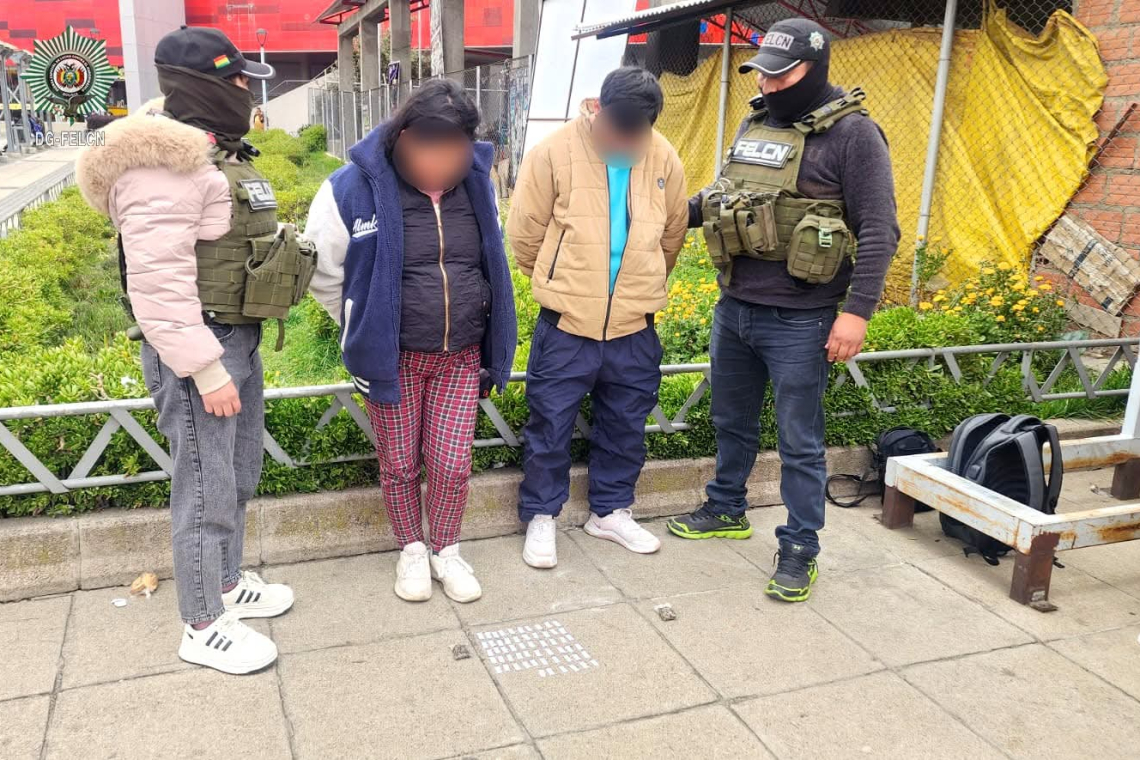 Personal de la FELCN saca de circulación a distribuidores de droga