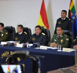 La Armada Boliviana y la FELCC recuperan armas, hay nueve implicados