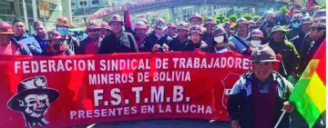 Federación de mineros convoca a paro y bloqueo nacional movilizado 