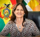 Ministra propone bono único anual de Bs1.500 a cambio de un incremento salarial digno