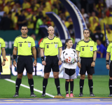 Cuánto cobra un árbitro en el Mundial 2026 y qué bonos extra recibe por partido