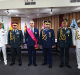 Capitán General de las FFAA oficializa designación de Alto Mando mediante D.S.