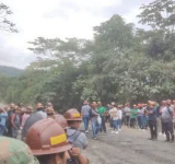 Sectores del norte paceño activan vigilias para evitar nuevos bloqueos