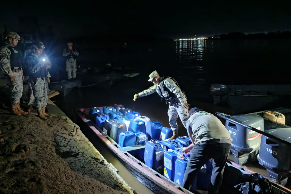 Navales comisan “galoneras” con 1.150 litros de Gasolina y Diesel en el Beni
