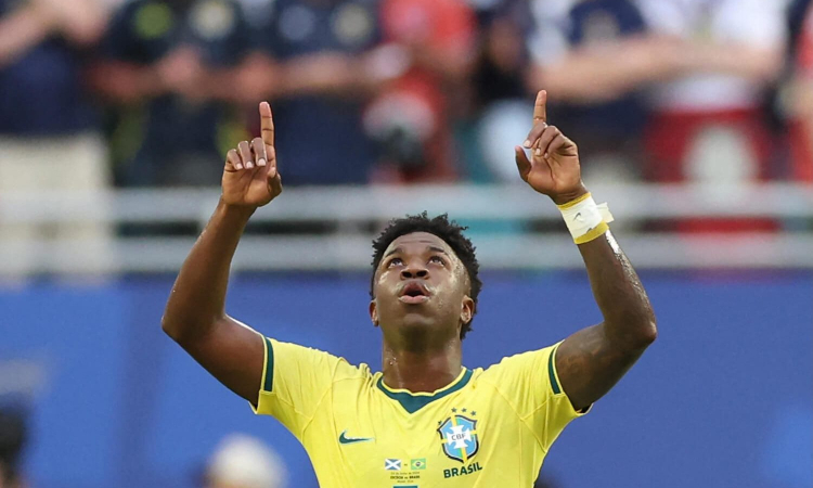 Brasil golea a Escocia, termina invicto y avanza como líder del Grupo C