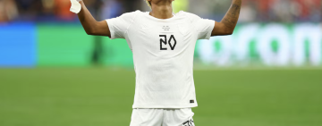 Con un gol de Haaland sobre el final, Noruega le ganó 2-1 a Costa de Marfil y enfrentará a Brasil en los octavos del Mundial