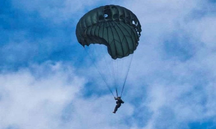 Ministro de Defensa y Ejército expresan su pesar por el deceso de oficial de Ejército
