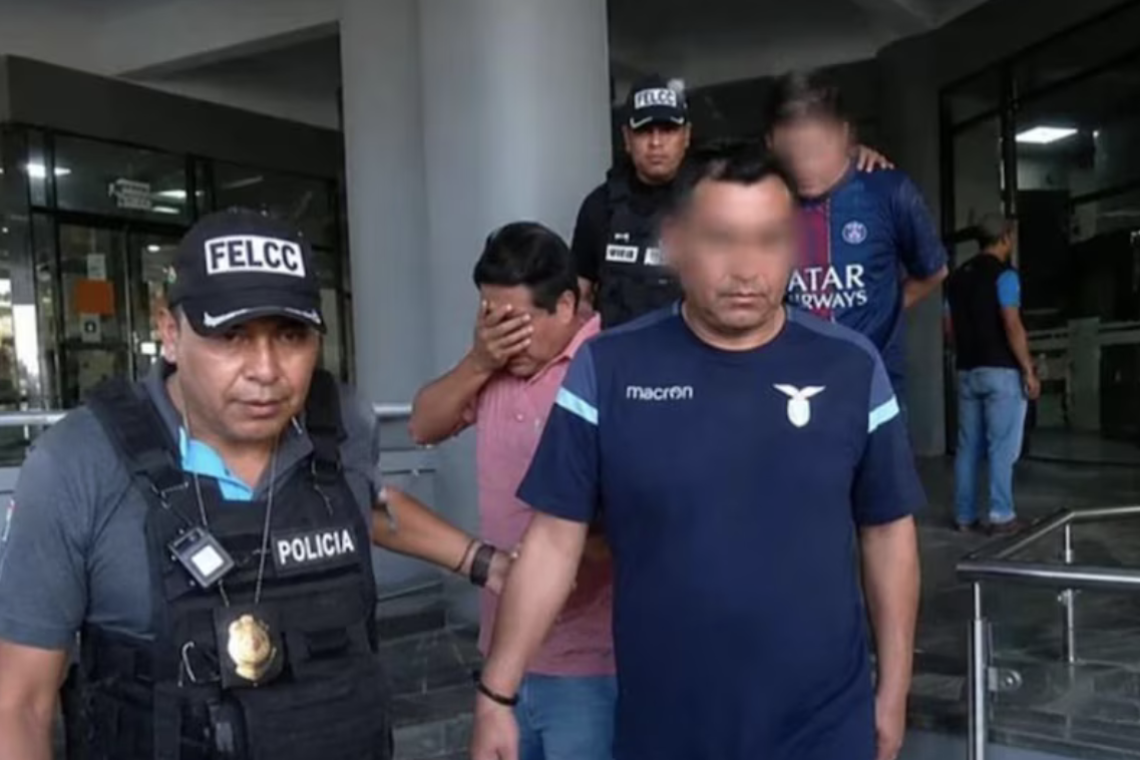 Dictan prisión preventiva para tres acusados de reclutar combatientes para la guerra en Ucrania