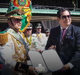 Diputados distingue con la condecoración de Honor al Mérito a la Policía en su Bicentenario