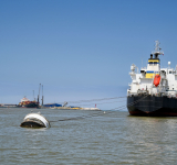 YPFB inició la descarga de diésel en Arica para su envío a Bolivia