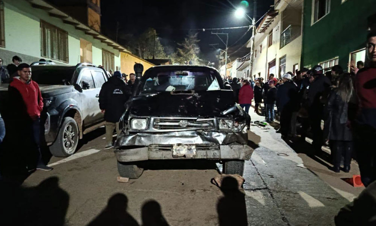  Al menos cuatro personas mueren atropelladas durante fiesta patronal en Santa Cruz 
