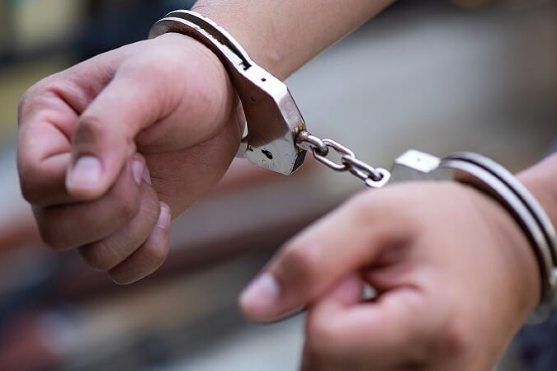 Justicia dicta sentencia de 25 y 15 años para dos acusados de violación de niñas en Sucre