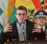 Presidente resalta la expulsión de Bolivia de 17 capos del crimen organizado