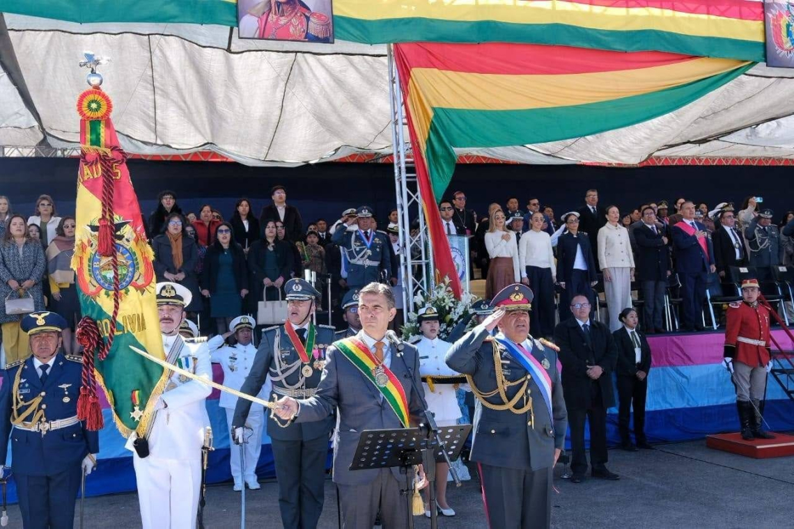 Gobierno exhorta a las FFAA lealtad con Bolivia y alerta sobre la amenaza del narcoterrorismo
