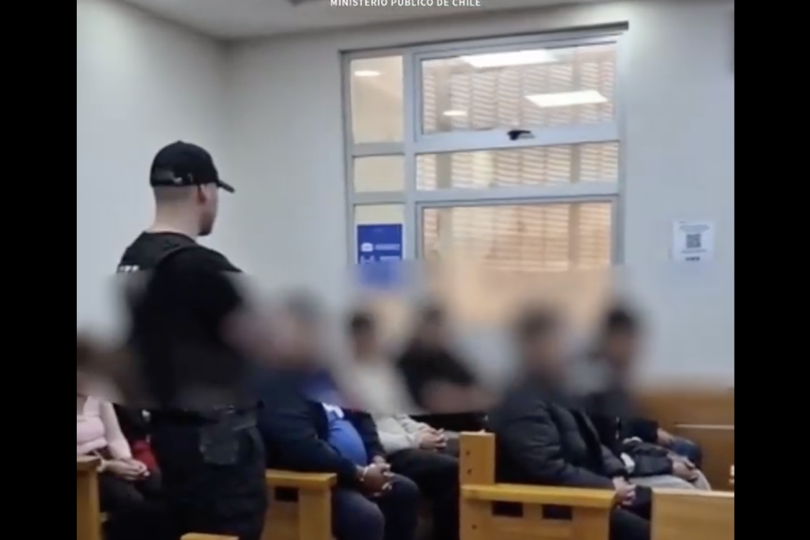 Chile: prisión preventiva para 10 integrantes de una banda que explotaba sexualmente a adolescentes bolivianas