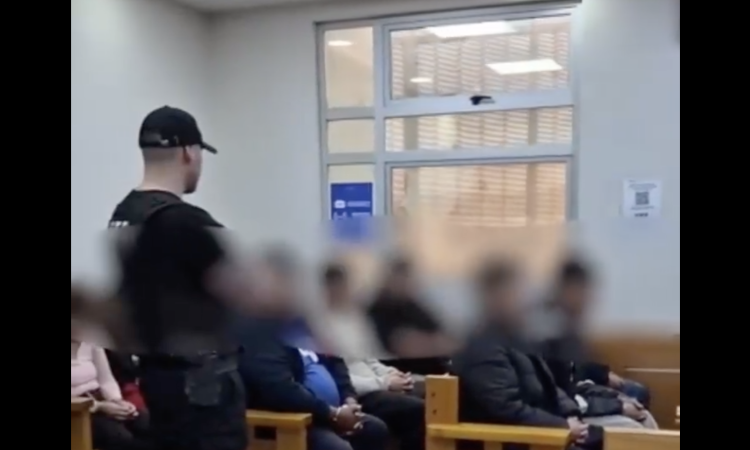 Chile: prisión preventiva para 10 integrantes de una banda que explotaba sexualmente a adolescentes bolivianas