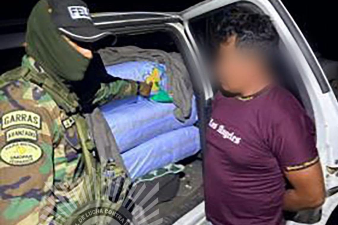 En persecución policial capturan a sujeto que transportaba 330 paquetes de marihuana