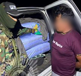 En persecución policial capturan a sujeto que transportaba 330 paquetes de marihuana