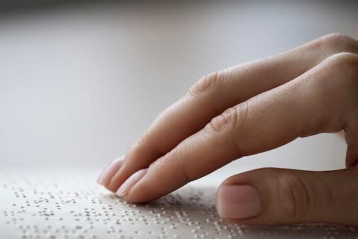 Impulsan taller de braille para derribar barreras de exclusión y construir puentes de igualdad
