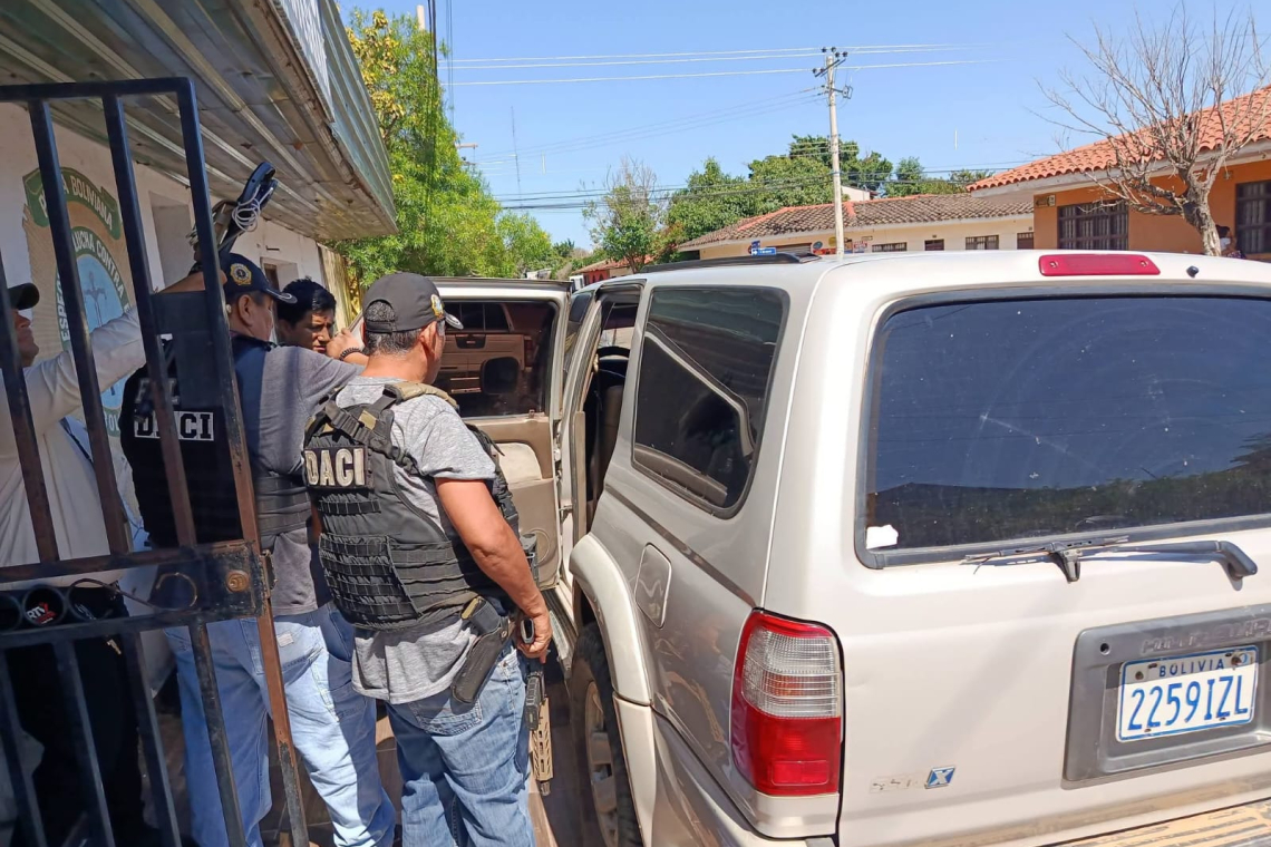 Policía aprehende a dos militares, uno a la cárcel por robo de 33.608 balas del Regimiento Manchego