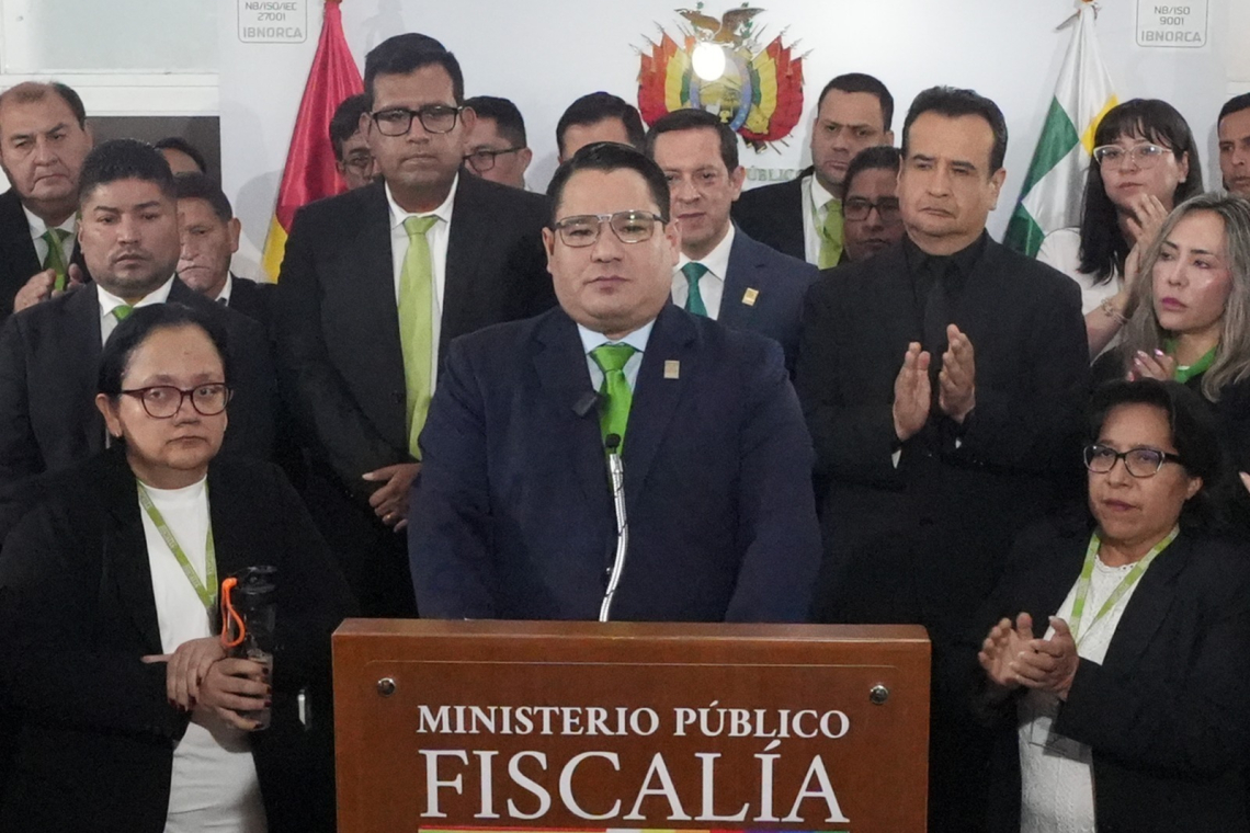 Mariaca rechaza presiones externas y ratifica que no retrocederá “ni un centímetro” en las investigaciones
