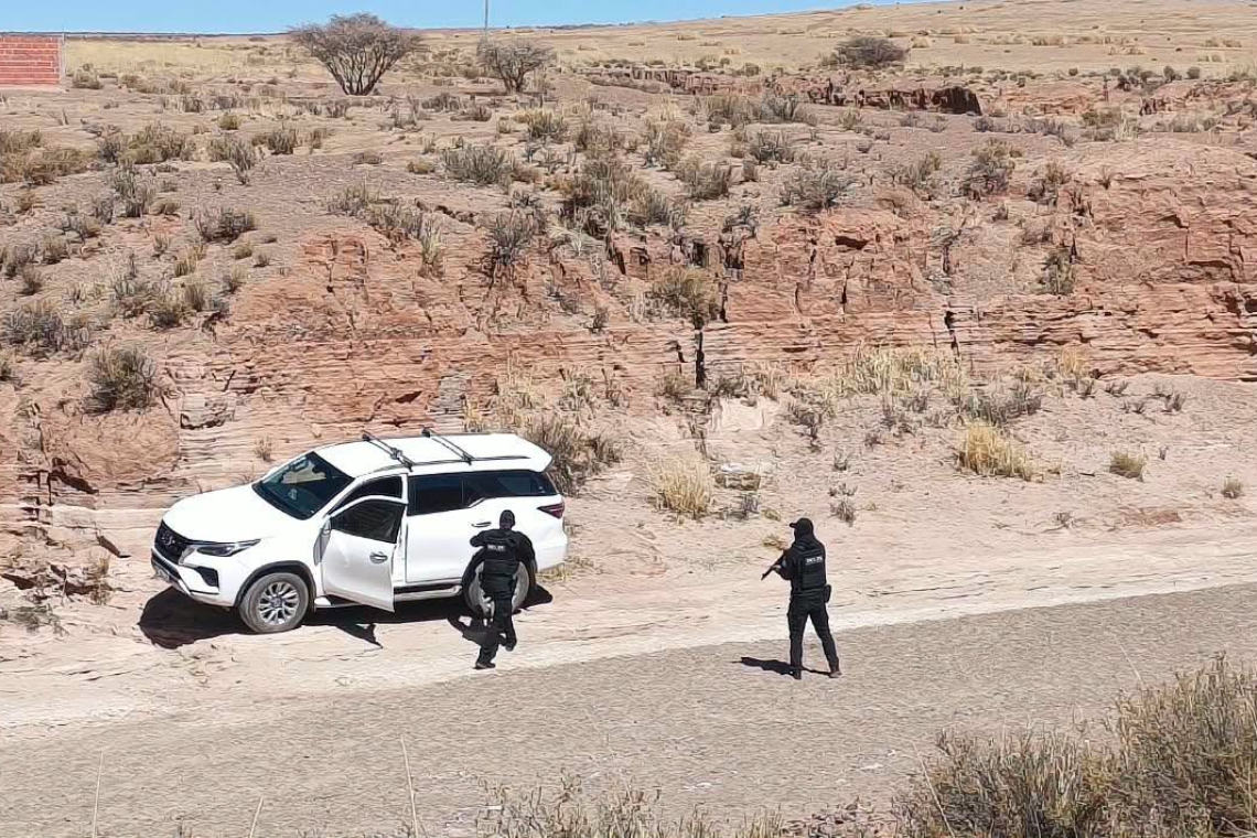 Policía de Potosí encuentra vehículo reportado como robado en Argentina