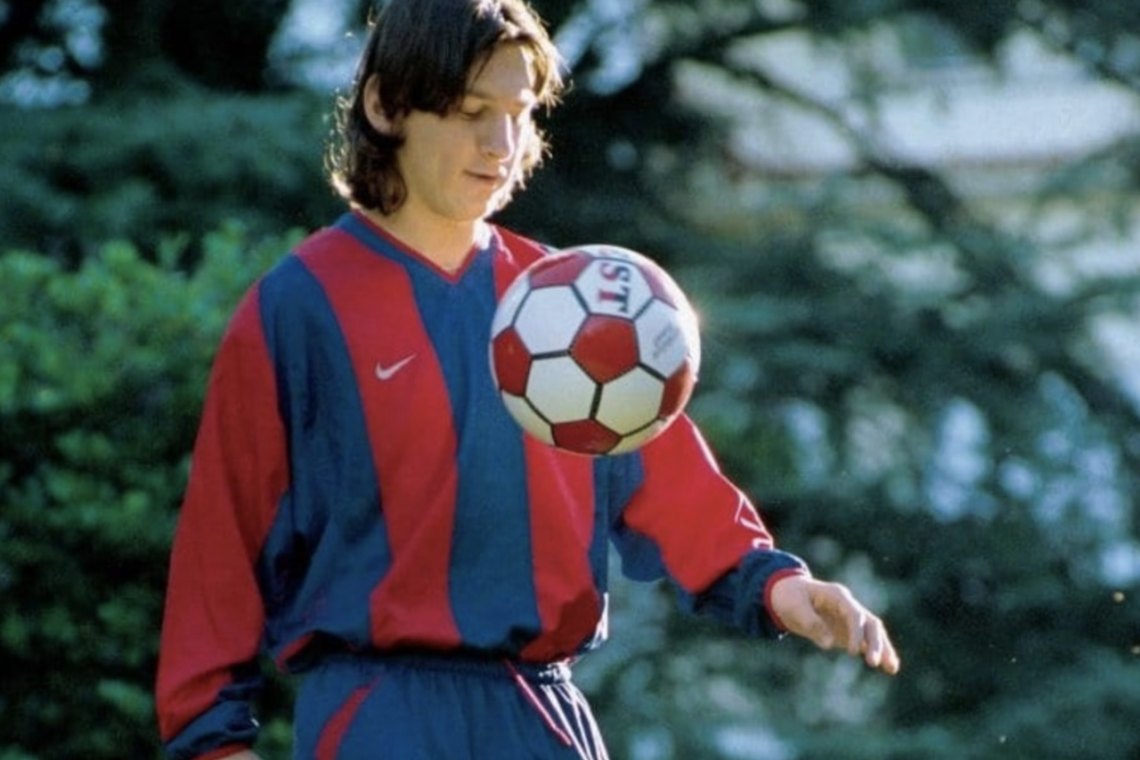Revelaron tres informes inéditos de un joven Messi en Barcelona: "Es un Maradona" y "no se debe fichar"