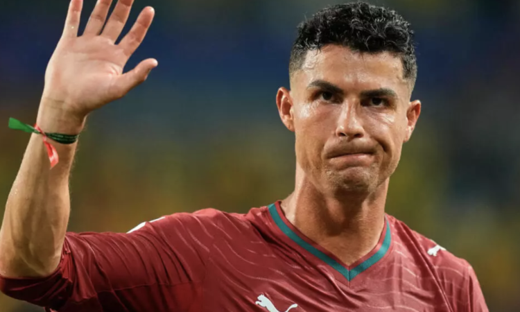 Cristiano Ronaldo es suspendido 30 días y multado con 255 euros por dejar la concentración de Portugal