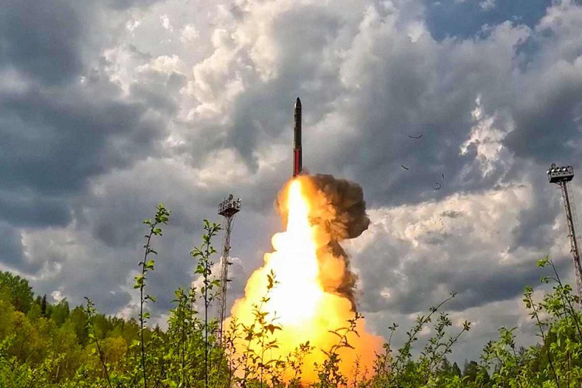 "Muy peligroso": el Kremlin explica que está ocurriendo con el mundo "por primera vez en mucho tiempo" 